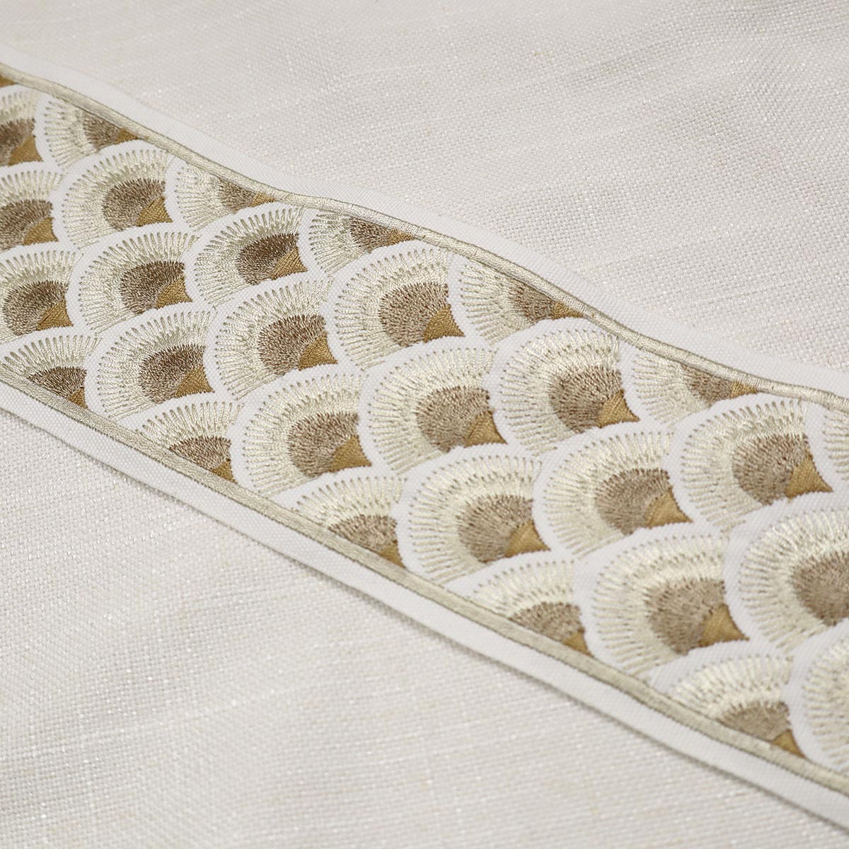FANNY EMB TAPE QUARTZ Magnolia Fabrics
