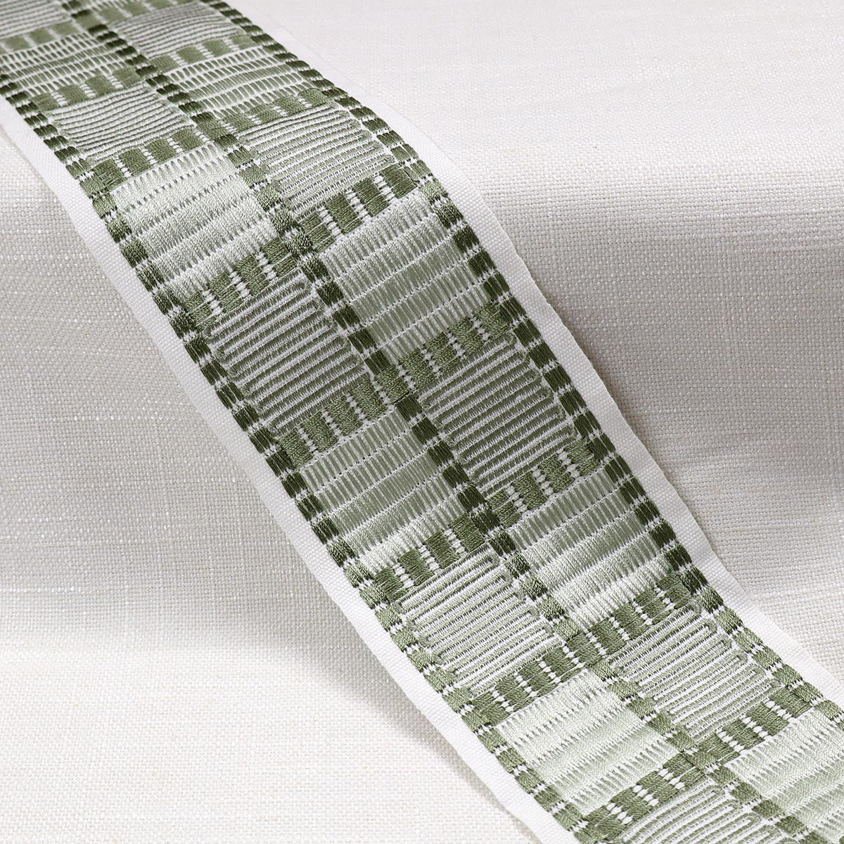 FENCI EMB TAPE THYME Magnolia Fabrics