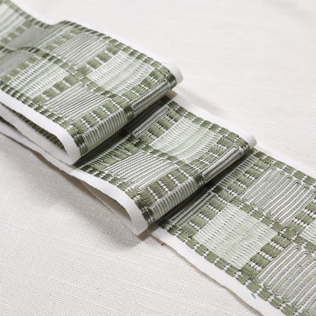FENCI EMB TAPE THYME Magnolia Fabrics