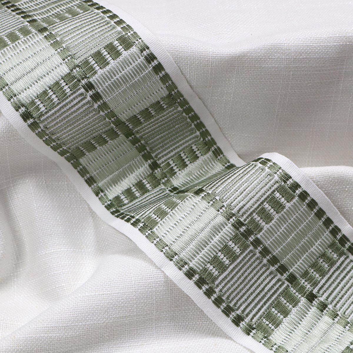 FENCI EMB TAPE THYME Magnolia Fabrics
