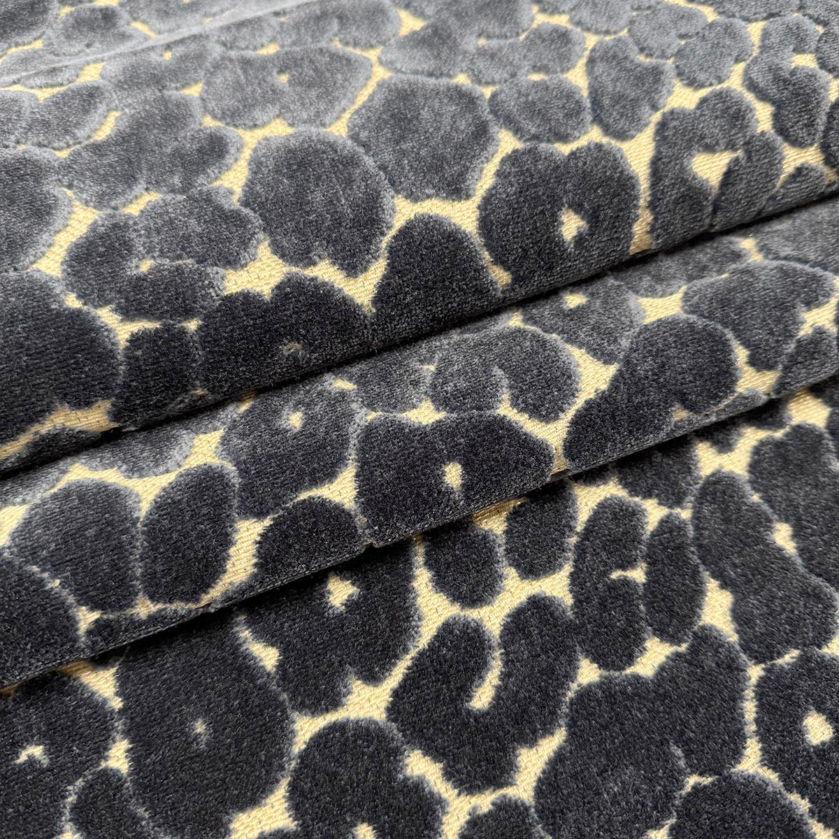 LANDON BLUEBERRY Magnolia Fabrics