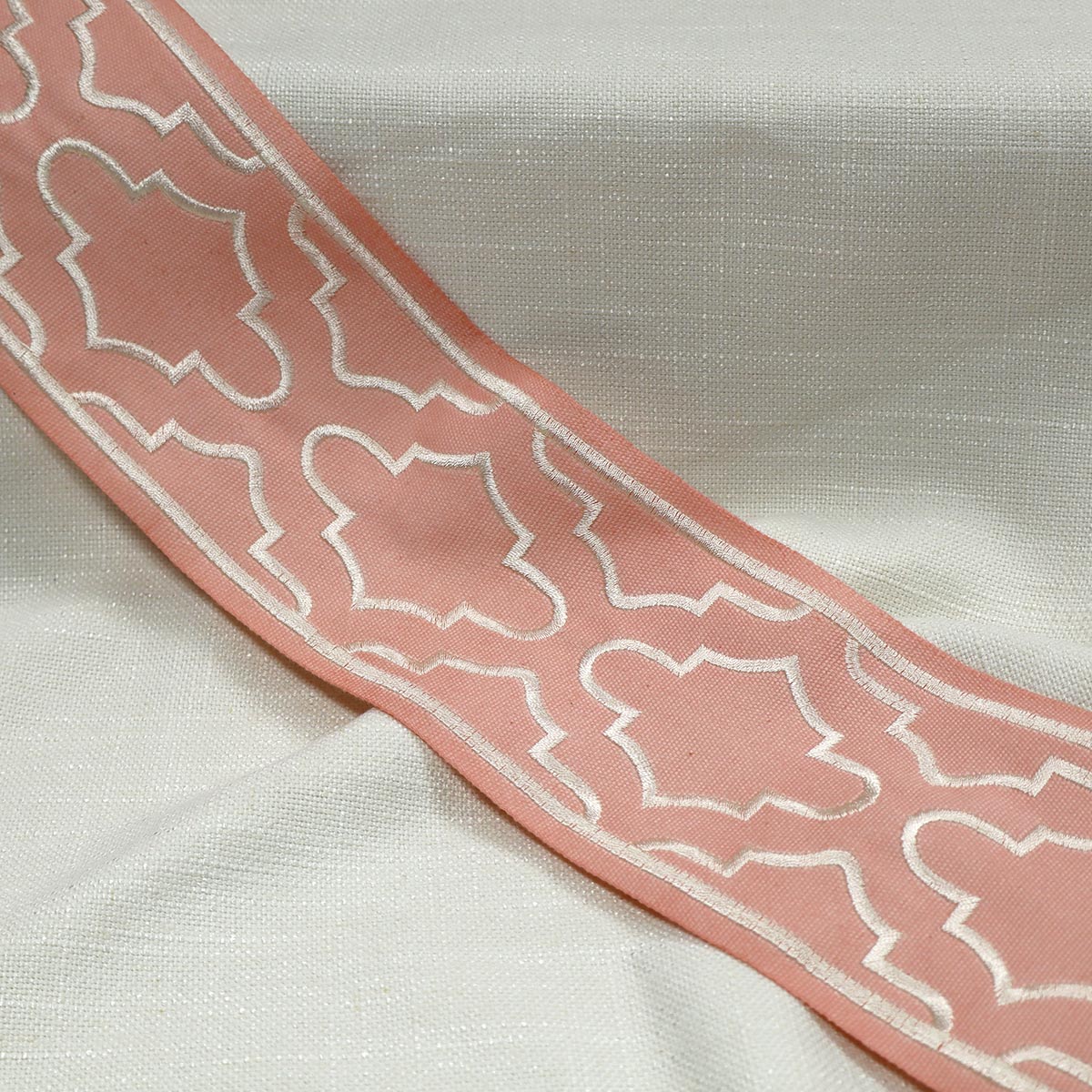 LINDY EMB TAPE PINK Mag Fabrics
