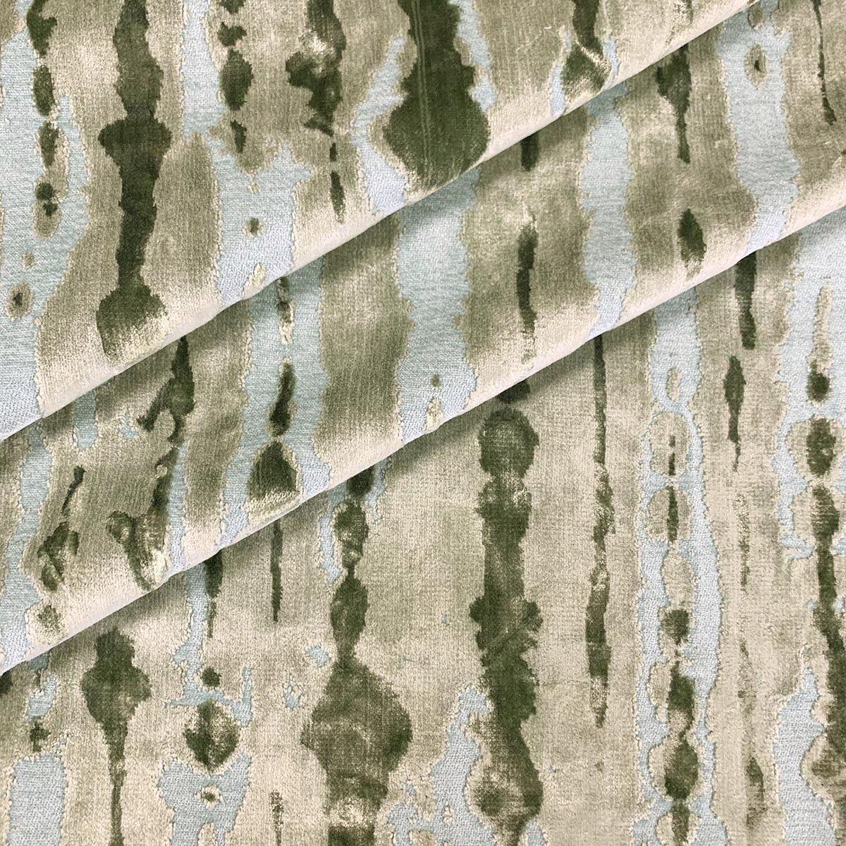 ZANTHOR MENTHOL Magnolia Fabrics