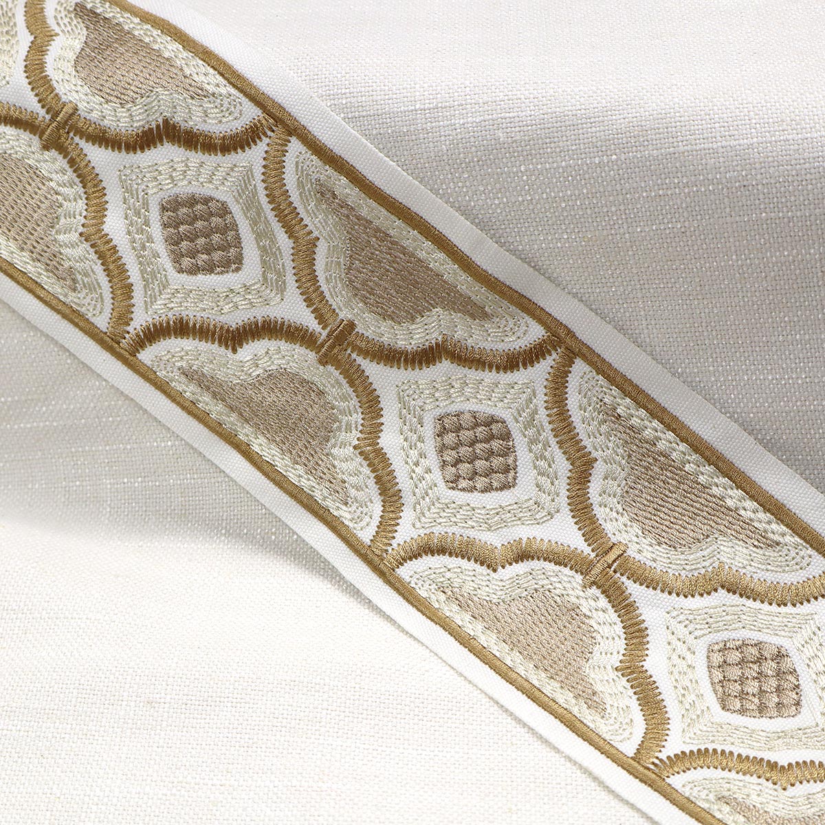 KESWICK EMB TAPE VINTAGE Magnolia Fabrics