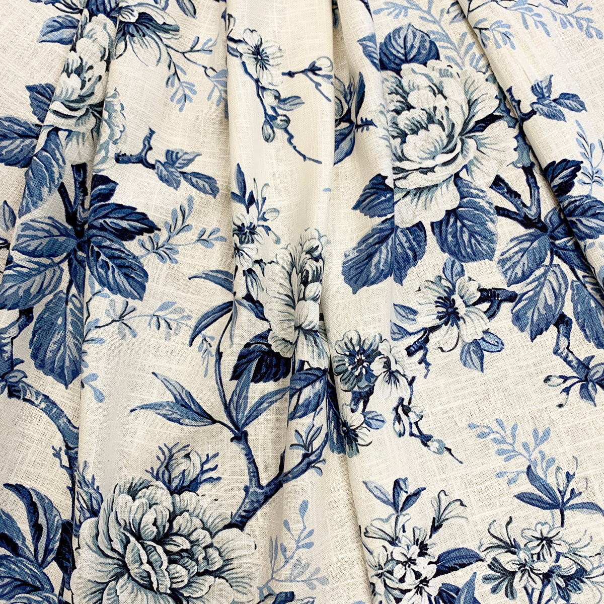 LAMORE BLUECHINA Magnolia Fabrics