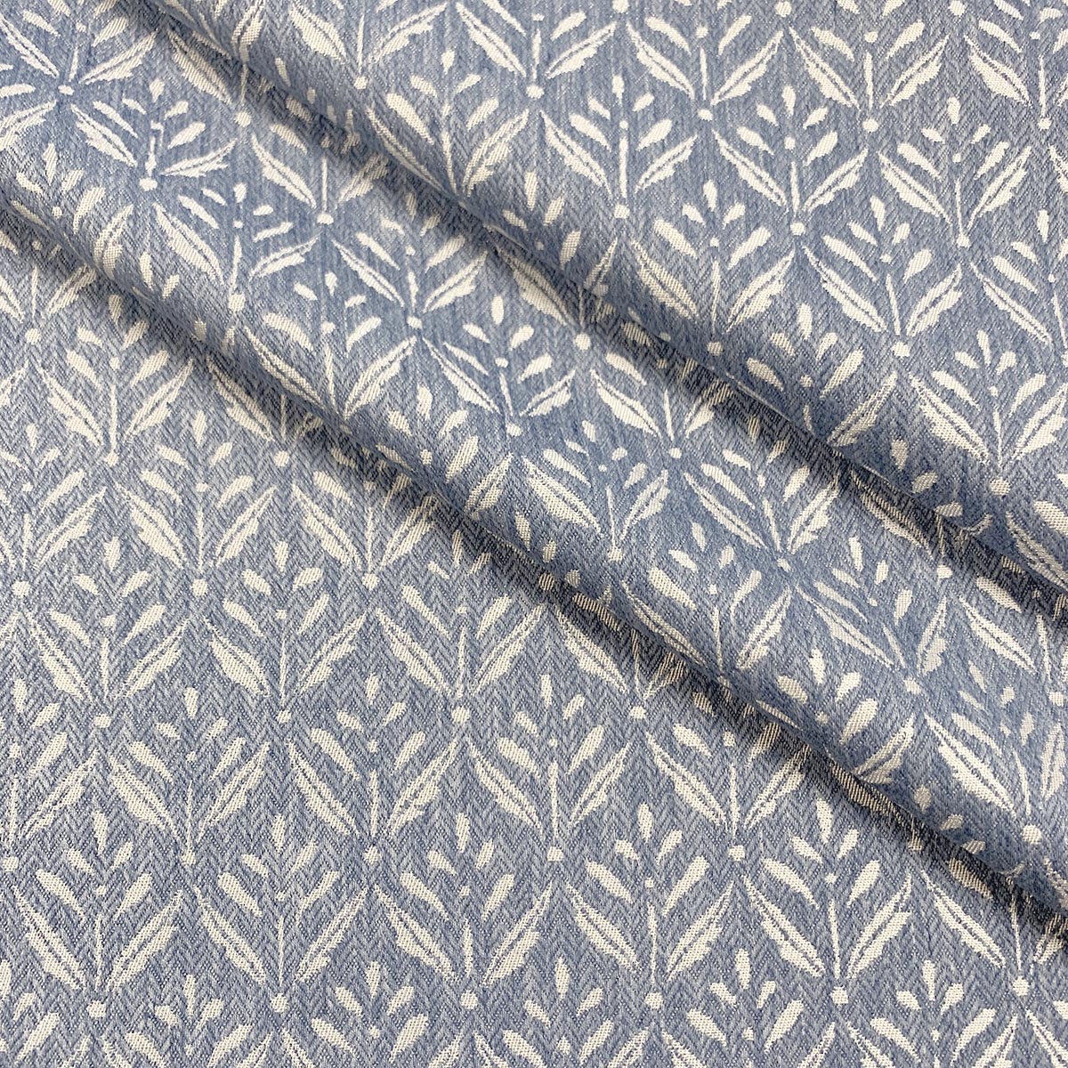 LILY CORNFLOWER Mag Fabrics