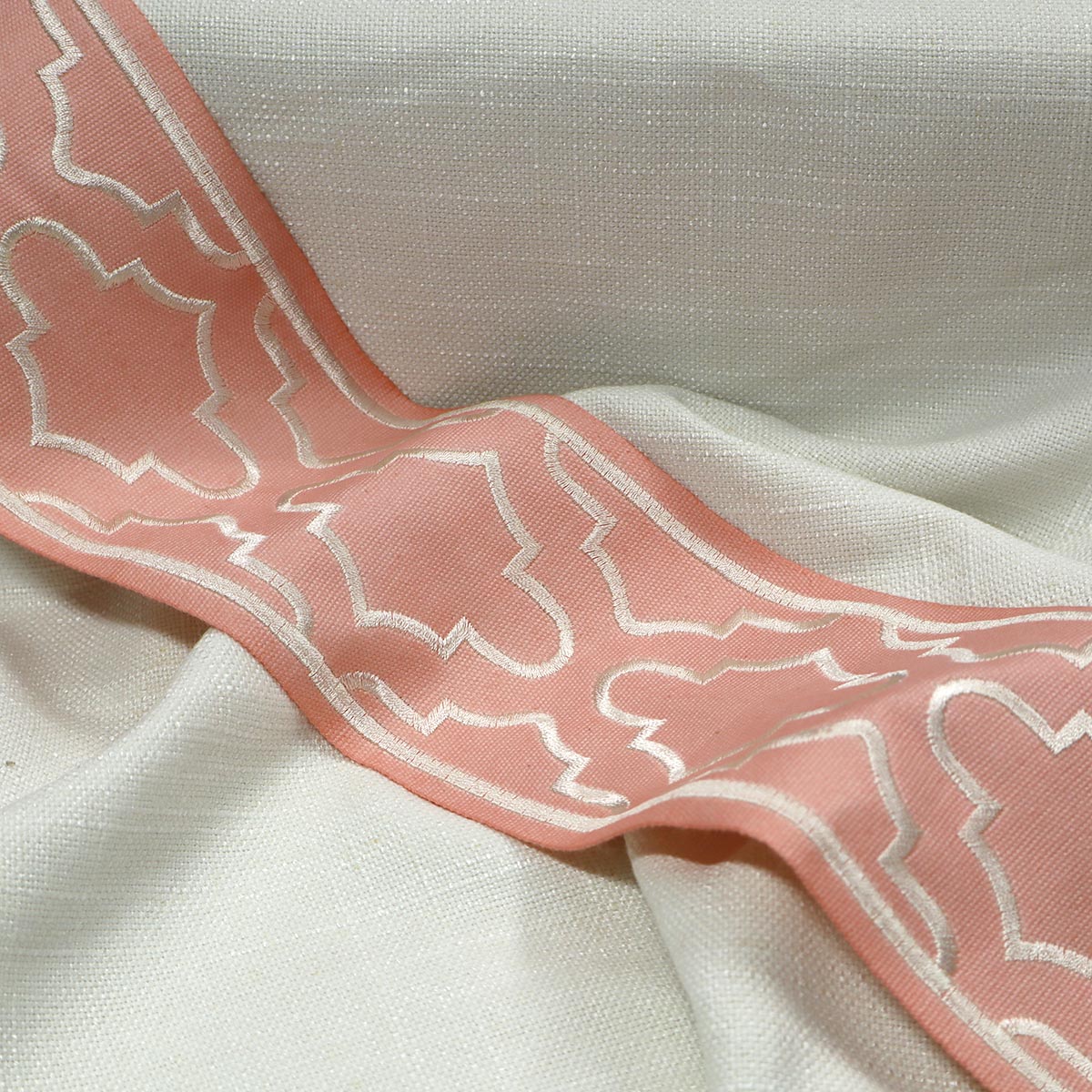 LINDY EMB TAPE PINK Mag Fabrics