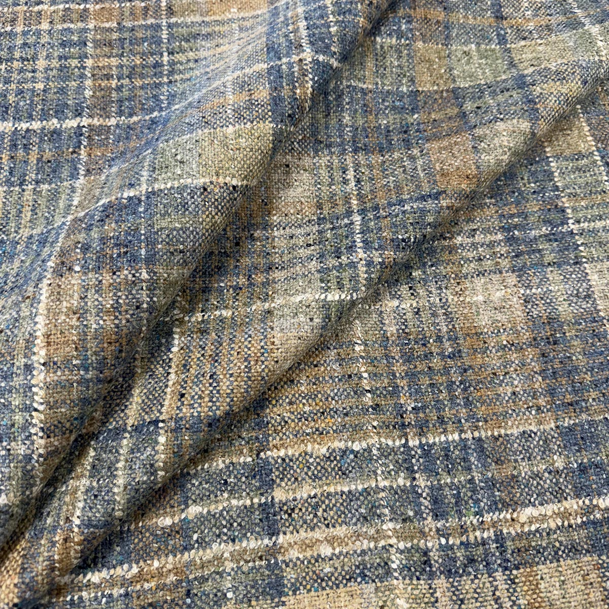 LIVINGSTON PLAID Mag Fabrics