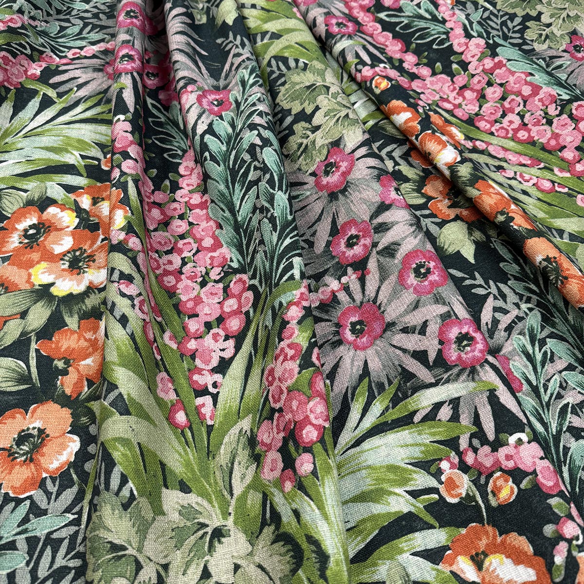 NASHIN BLOOMS Mag Fabrics